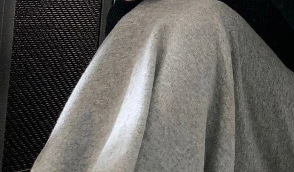 All-Wool Knit Skirt — image 3